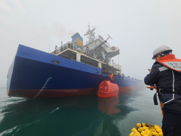 지난해 5월 전남 신안군 흑산도 해상에서 짙은 안개로 인해 2900톤급 화물선이 좌초되는 사고가 발생했다